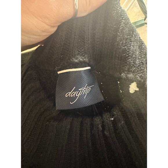 Distressed Black Off-Shoulder Sweater – Size M (By Daytrip) - Picture 2 of 10